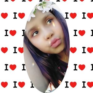 Meet your Posher, Perla